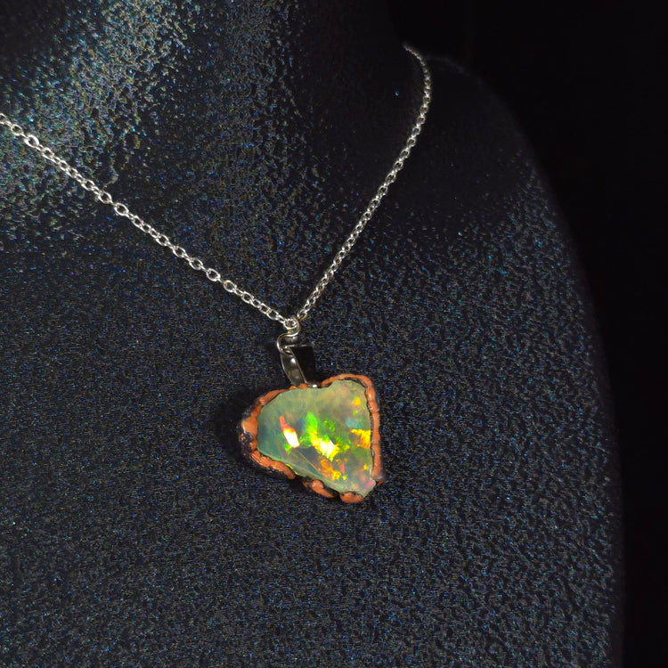 Opal Halskette — Segmentierter Regenbogen